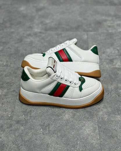 GUC Sneakers