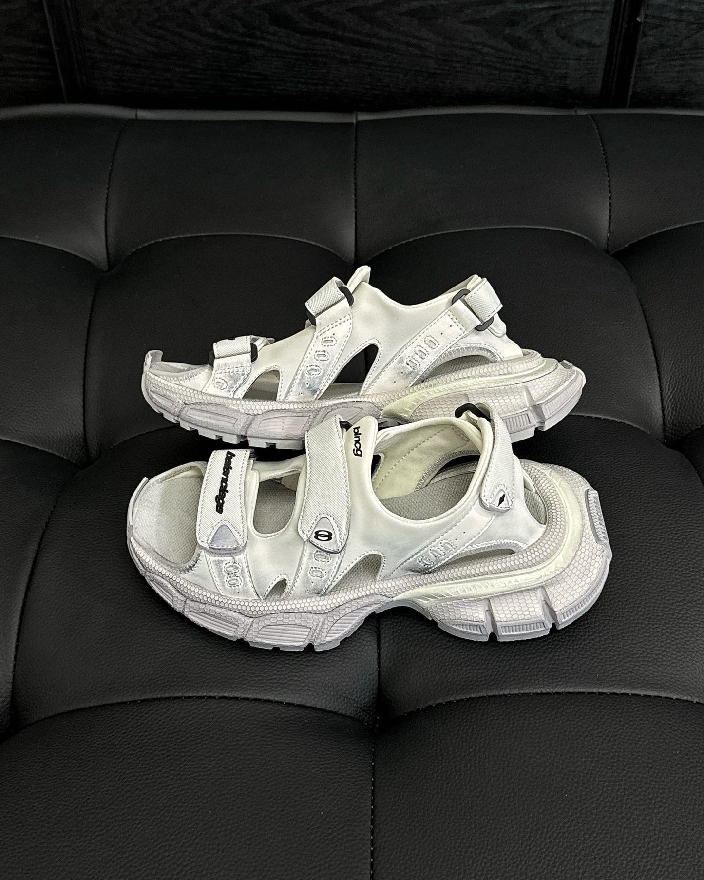 Sneakers & Shoes