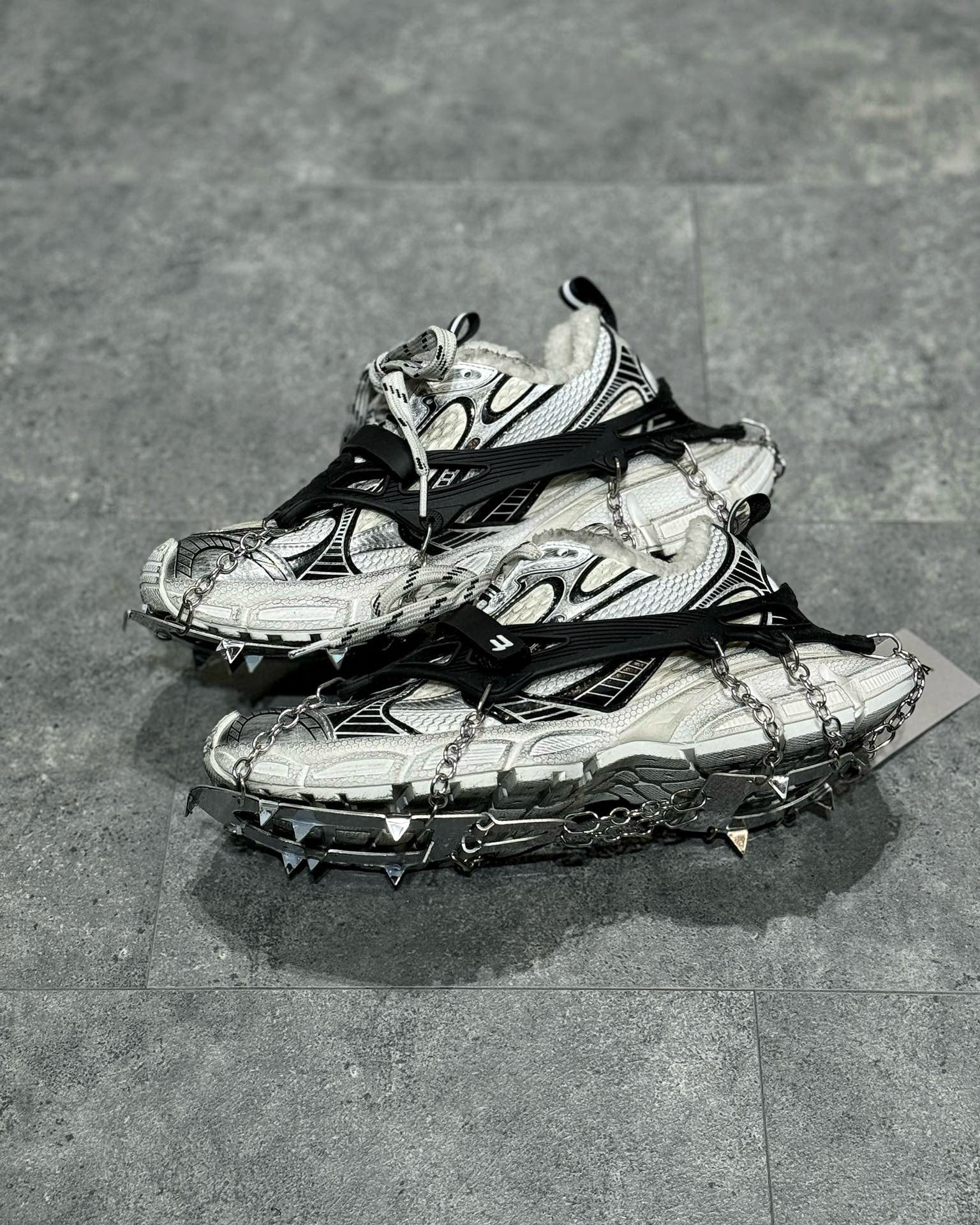BLCG Sneakers