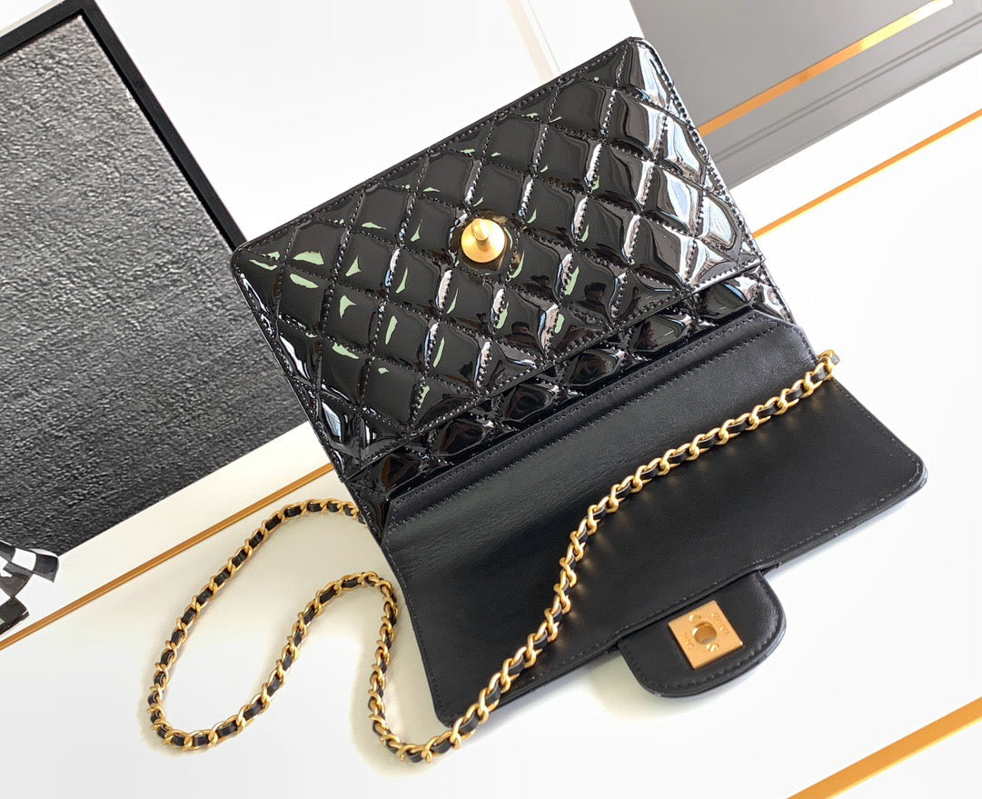 CHA 23K Handbag