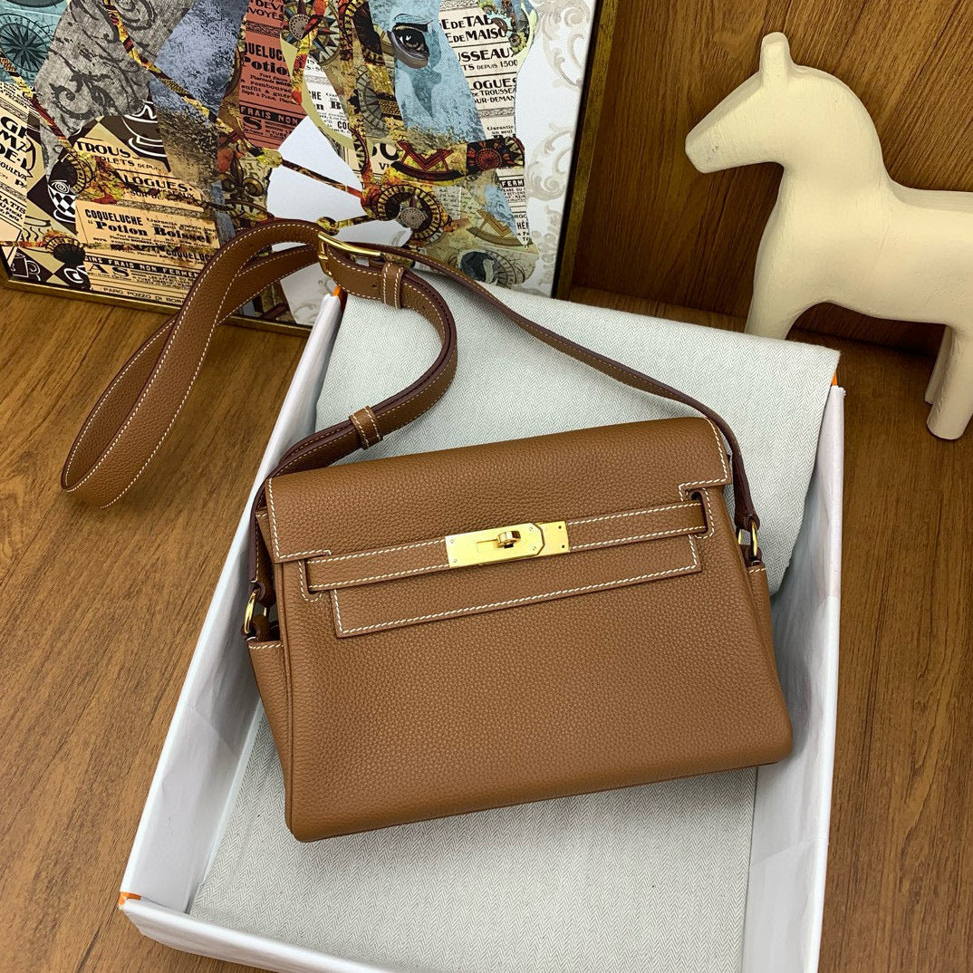 HERM KELLY MESSENGER 25