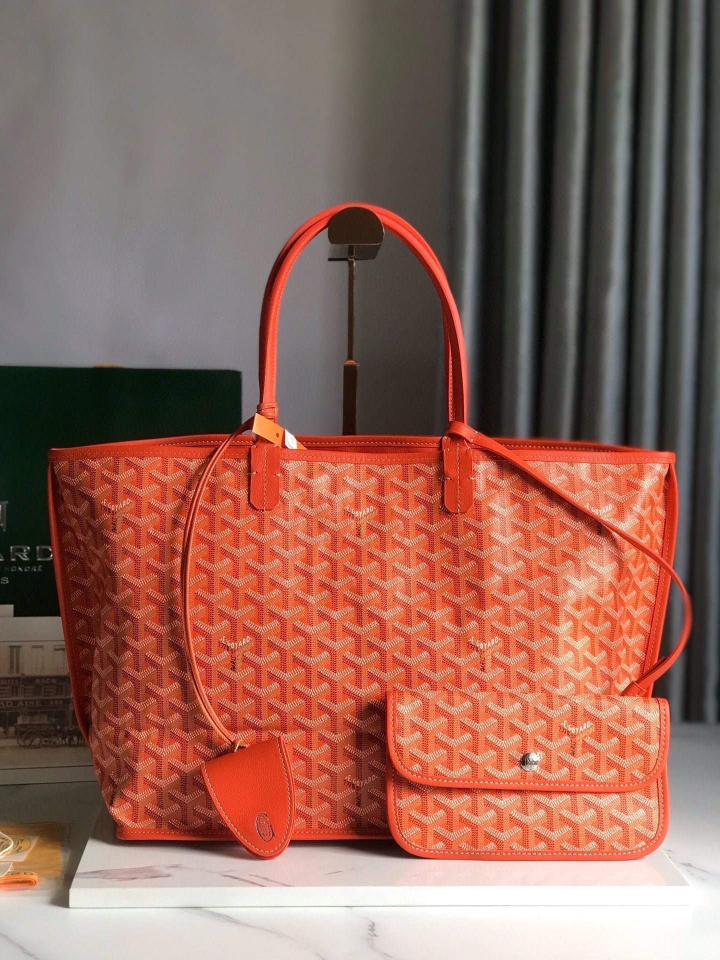 GOY REVERSIBLE ANJOU 34*28*15