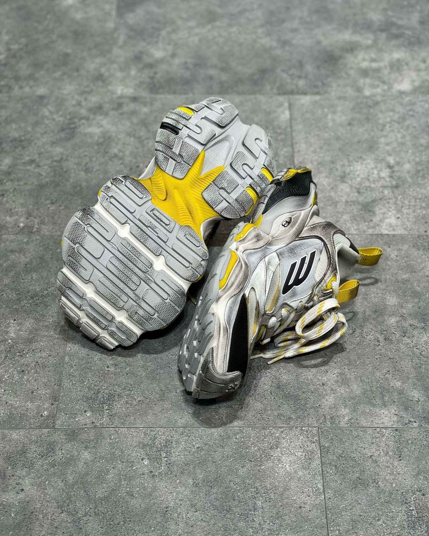 BLCG Sneakers
