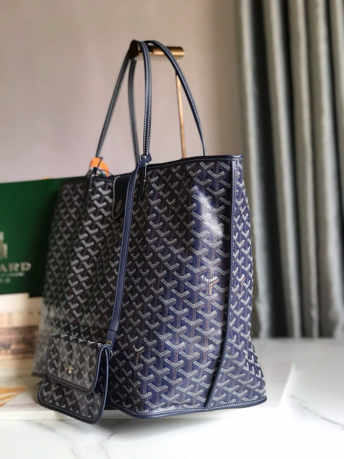 GOY REVERSIBLE ANJOU 39*32*19