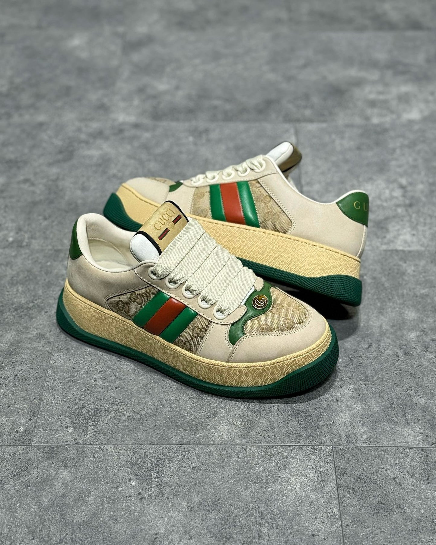 GUC Sneakers