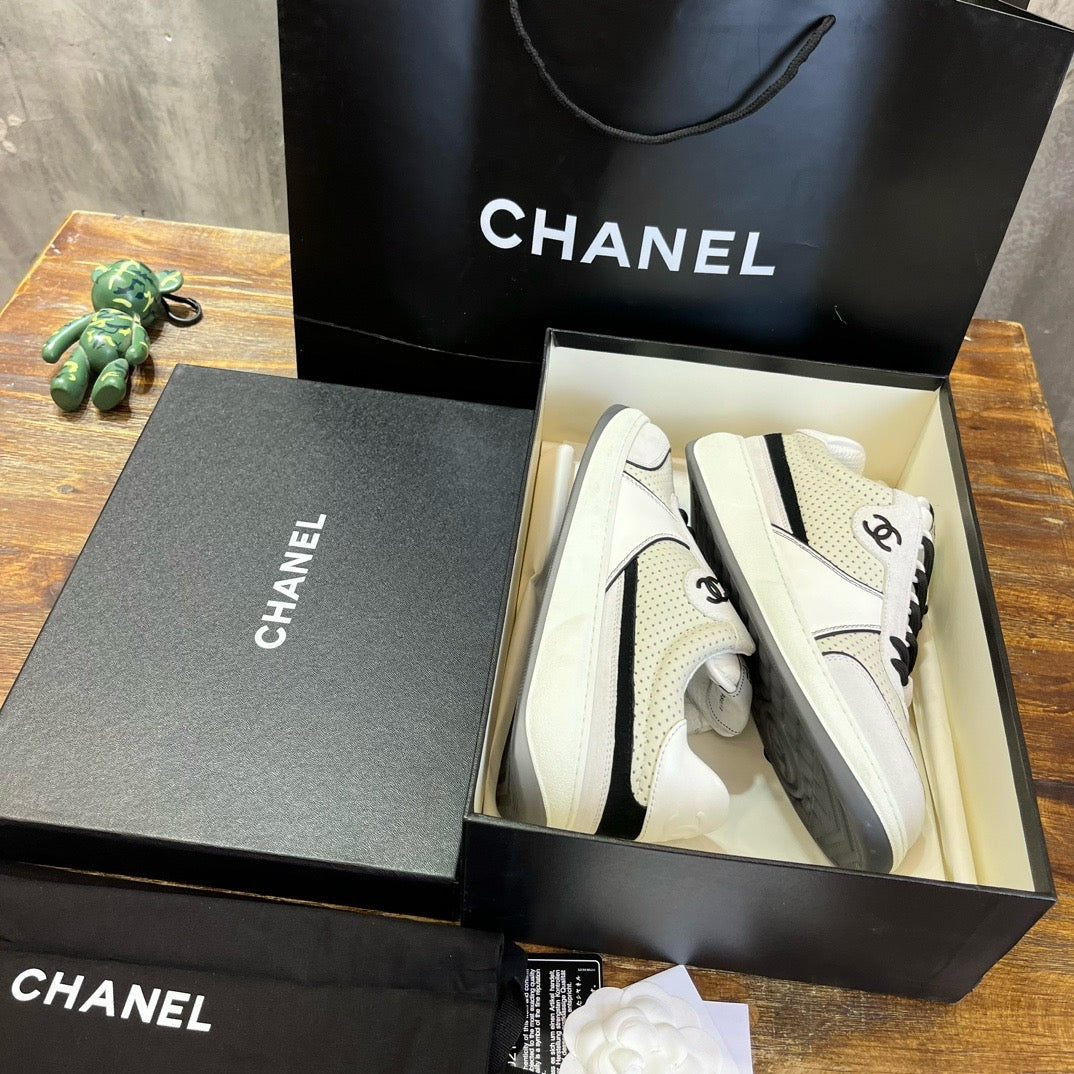 CHA Sneakers