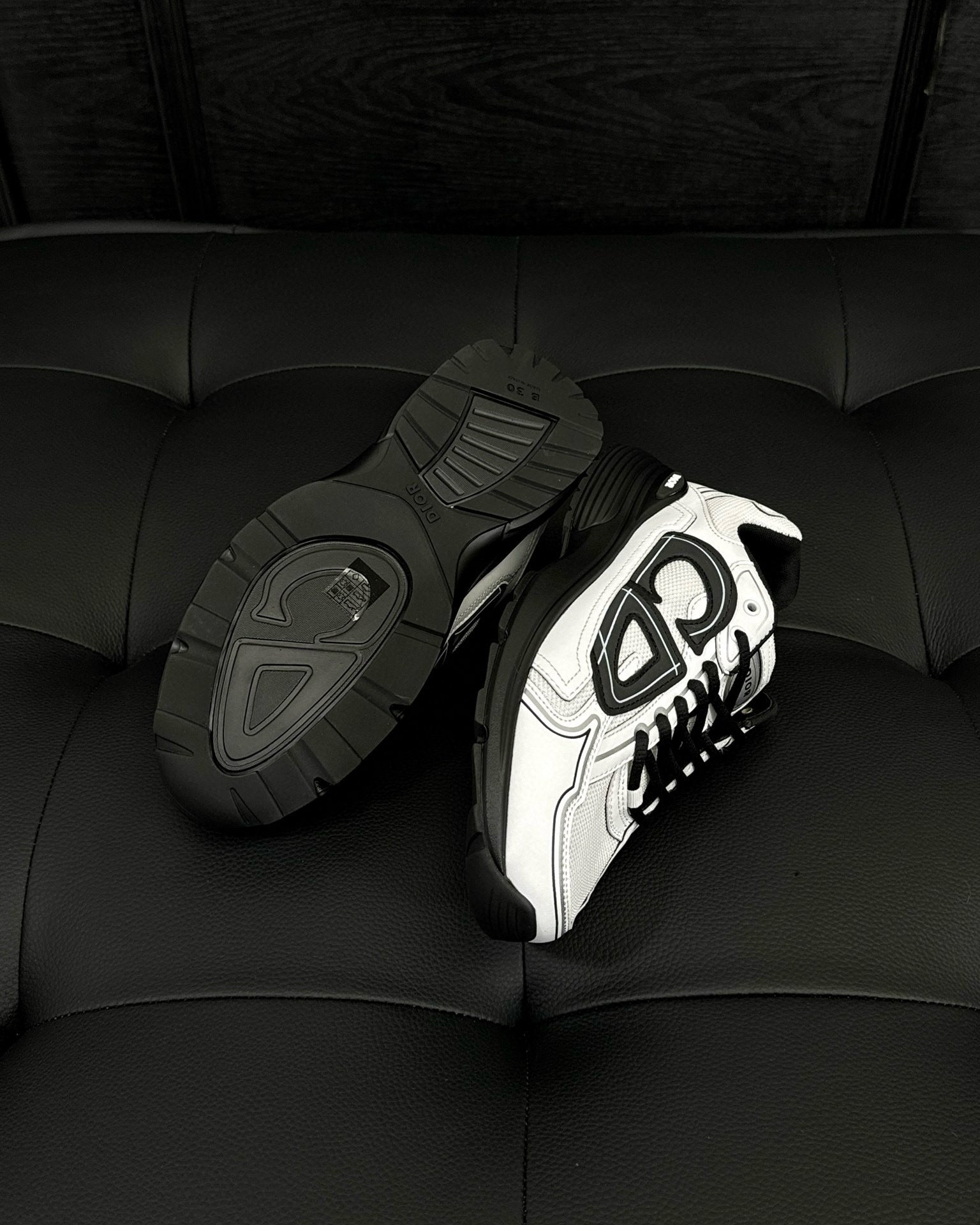 CD SNEAKER