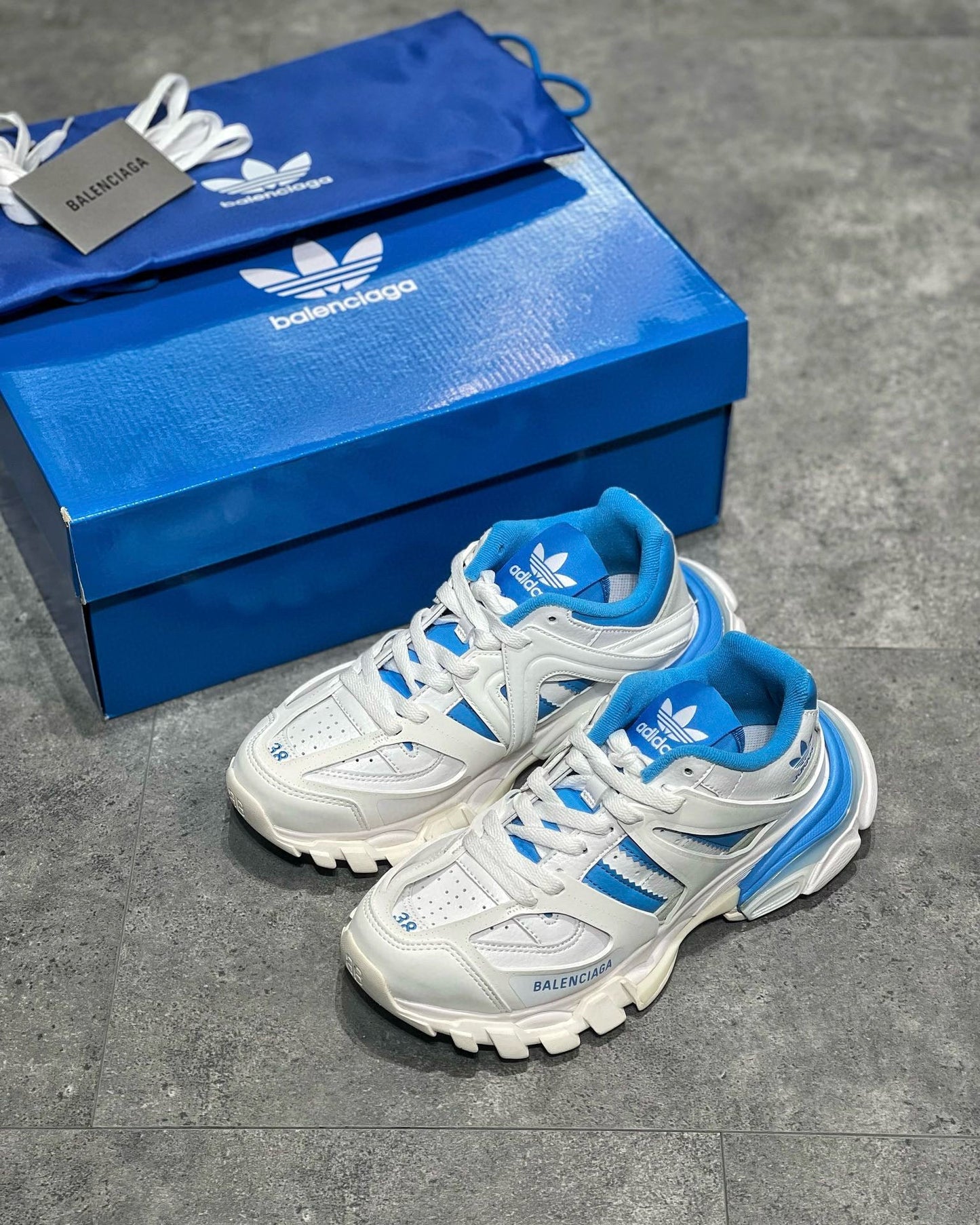 BLCG Sneakers
