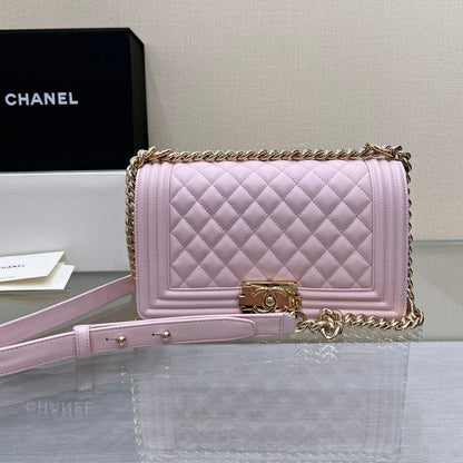 BOY BAG MEDIUM 25 LIGHT PINK CAVIAR GOLD HARDWARE