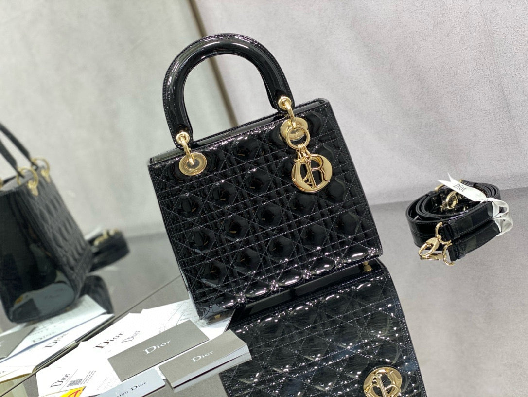 MINI 17 LADY BAG IN BLACK PATENT CALFSKIN