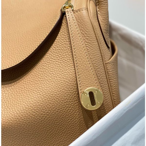 HERM Lindy 26cm Bag In Chai Clemence Leather GHW