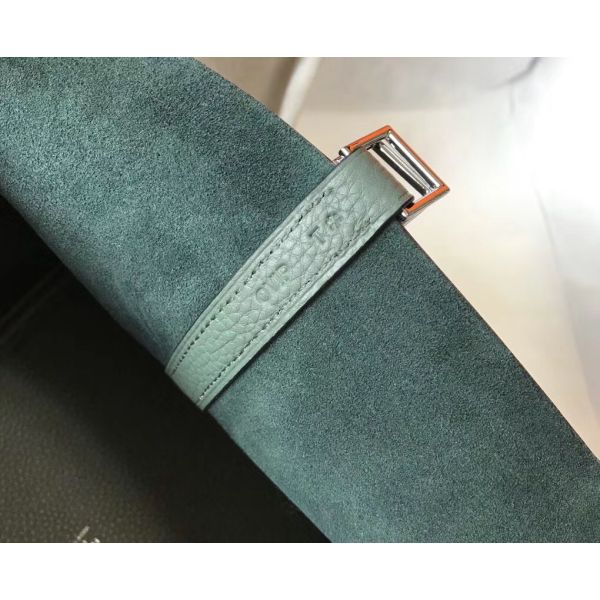 HERM Picotin Lock 18 Bag In Vert Amande Clemence Leather