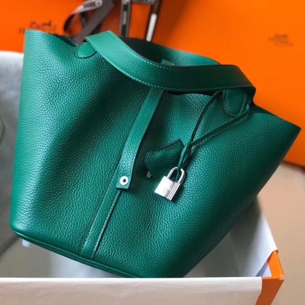HERM Picotin Lock 22 Bag In Vert Vertigo Clemence Leather