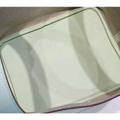 HERM Picotin Lock 22 Bag In Vert Fizz Clemence Leather