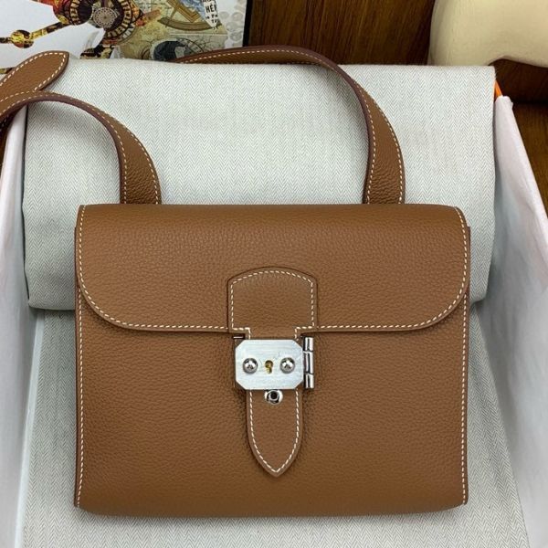 HERM Sac a Depeches 21 Bag in Gold Clemence Leather