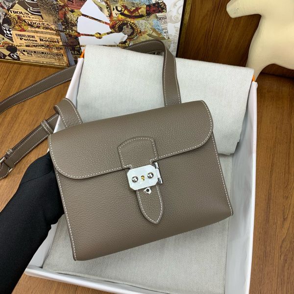 HERM Sac a Depeches 21 Bag in Taupe Clemence Leather