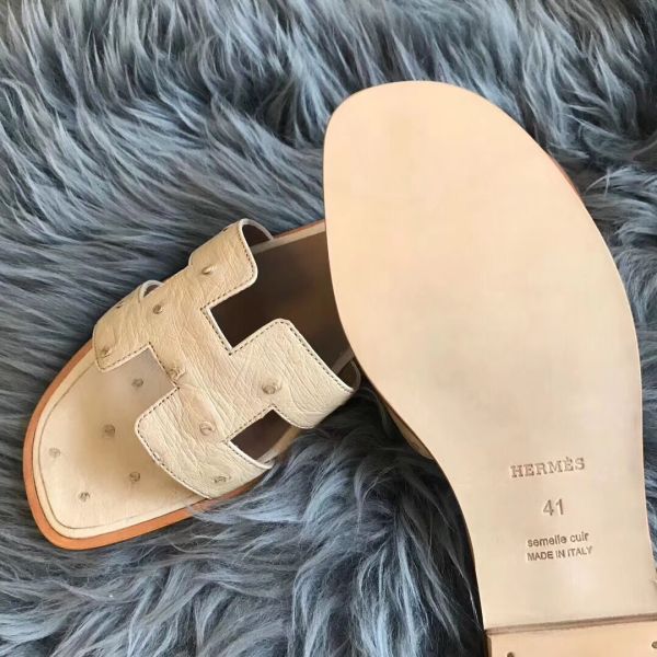 HERM Oran Sandals In Beige Ostrich Leather