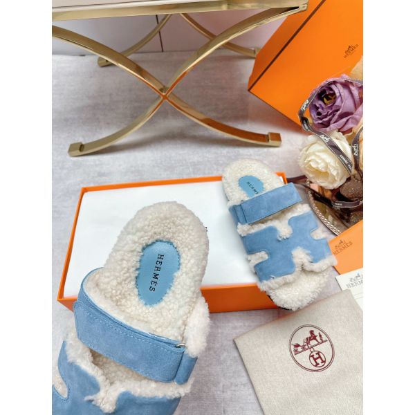 HERM Women's Chypre Sandals in Blue Suede with Shearling