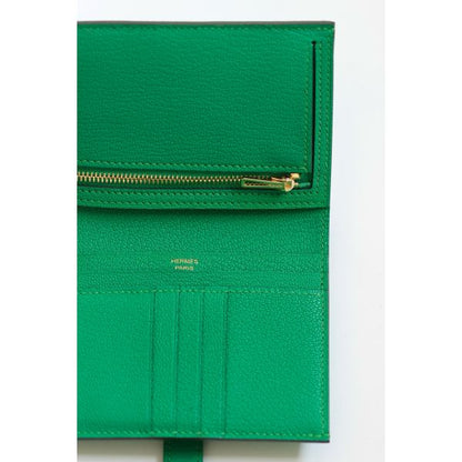 HERM Bearn Compact Handmade Wallet in Bambou Chevre Mysore Goatskin