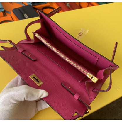 HERM Kelly Classique To Go Wallet In Magnolia Epsom Calfskin