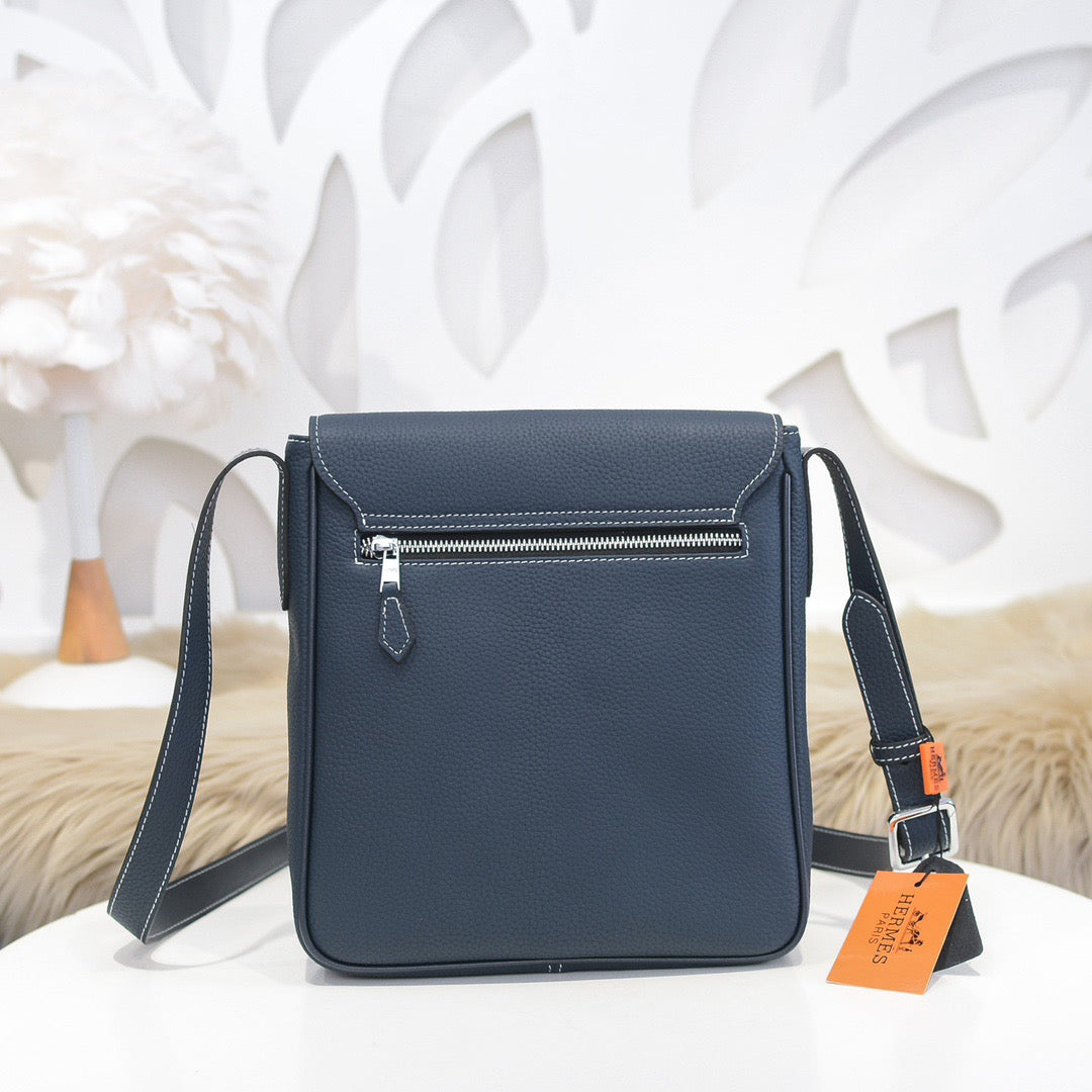 HERM Sling Bag