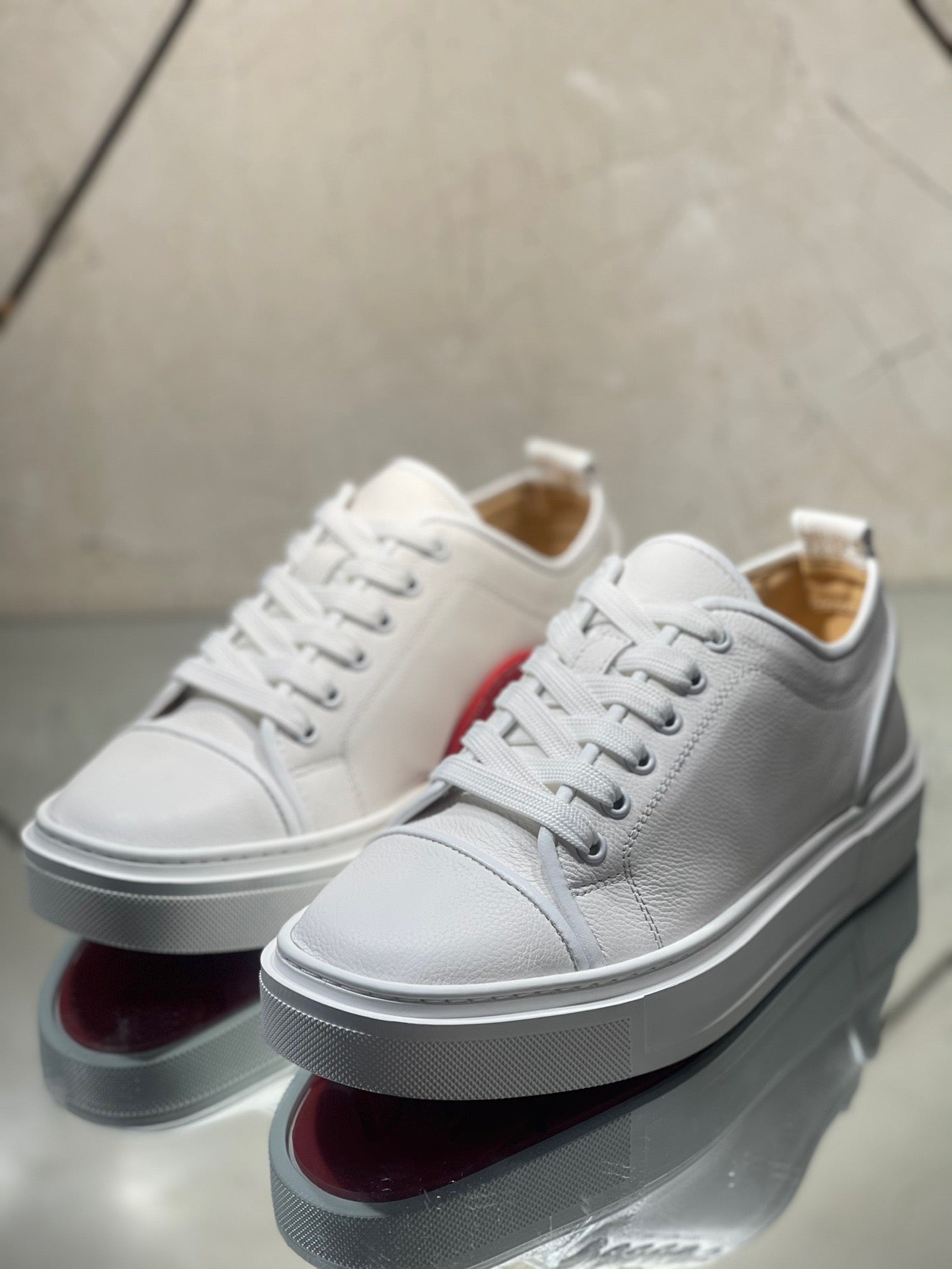 Sneakers & Shoes