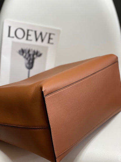 LO Messenger Bag