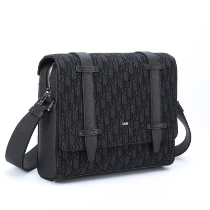 DIO Oblique Messenger Bags