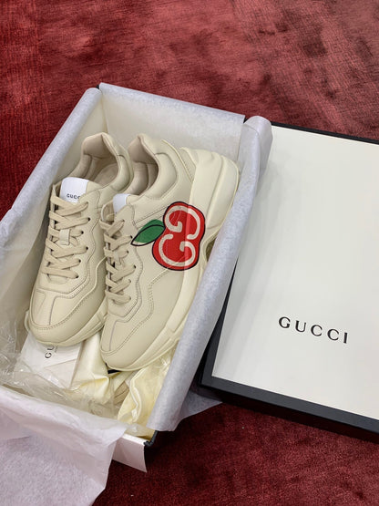 Sneakers & Shoes