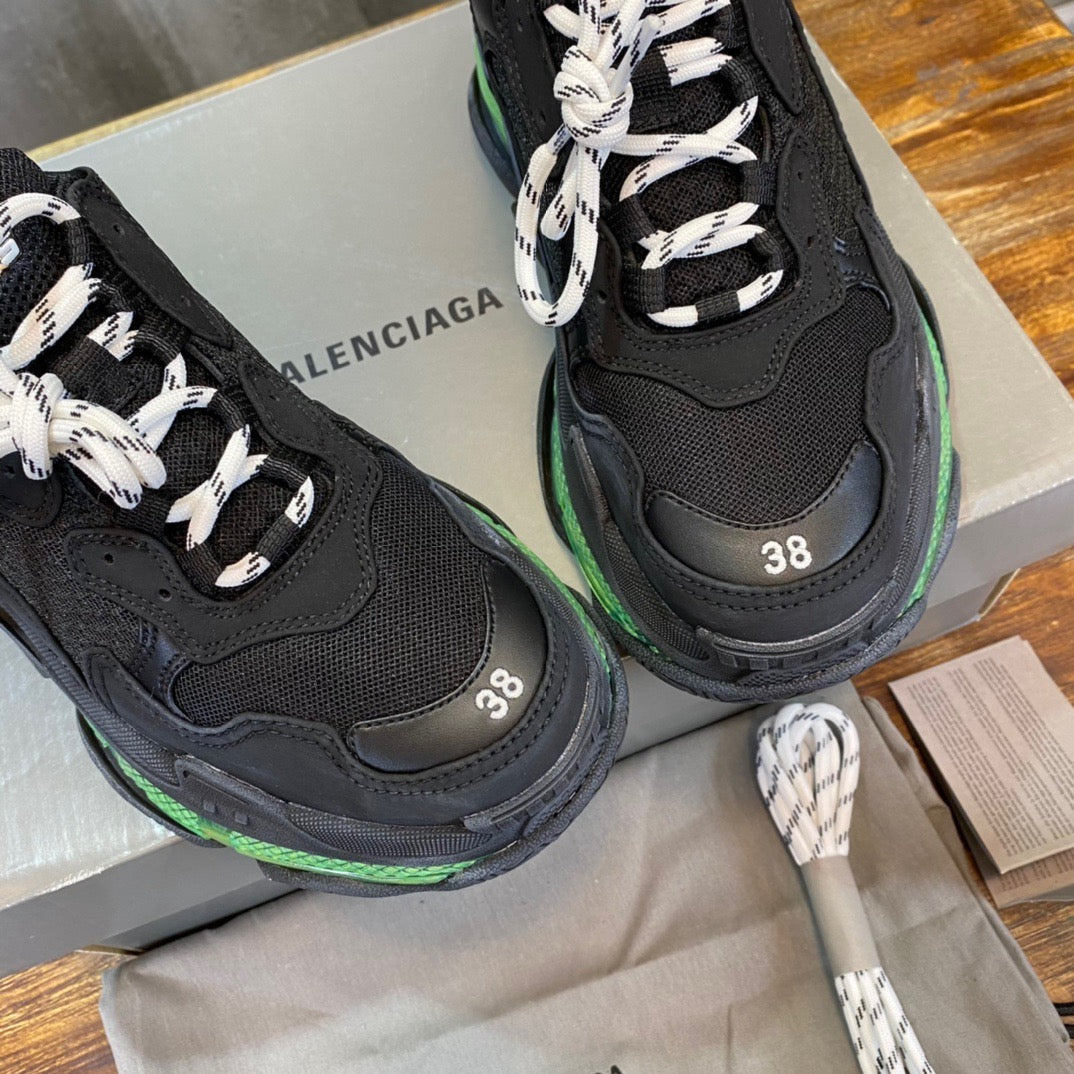 BLCG Sneakers