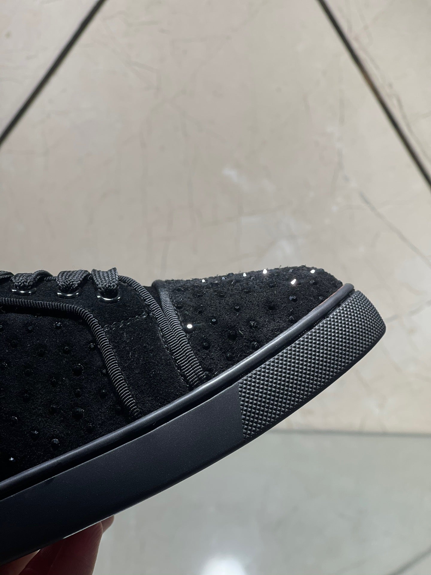 Sneakers & Shoes