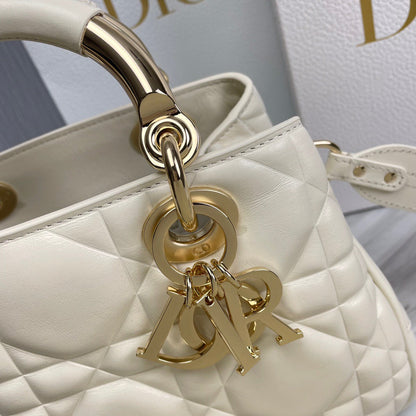DIO Handbag