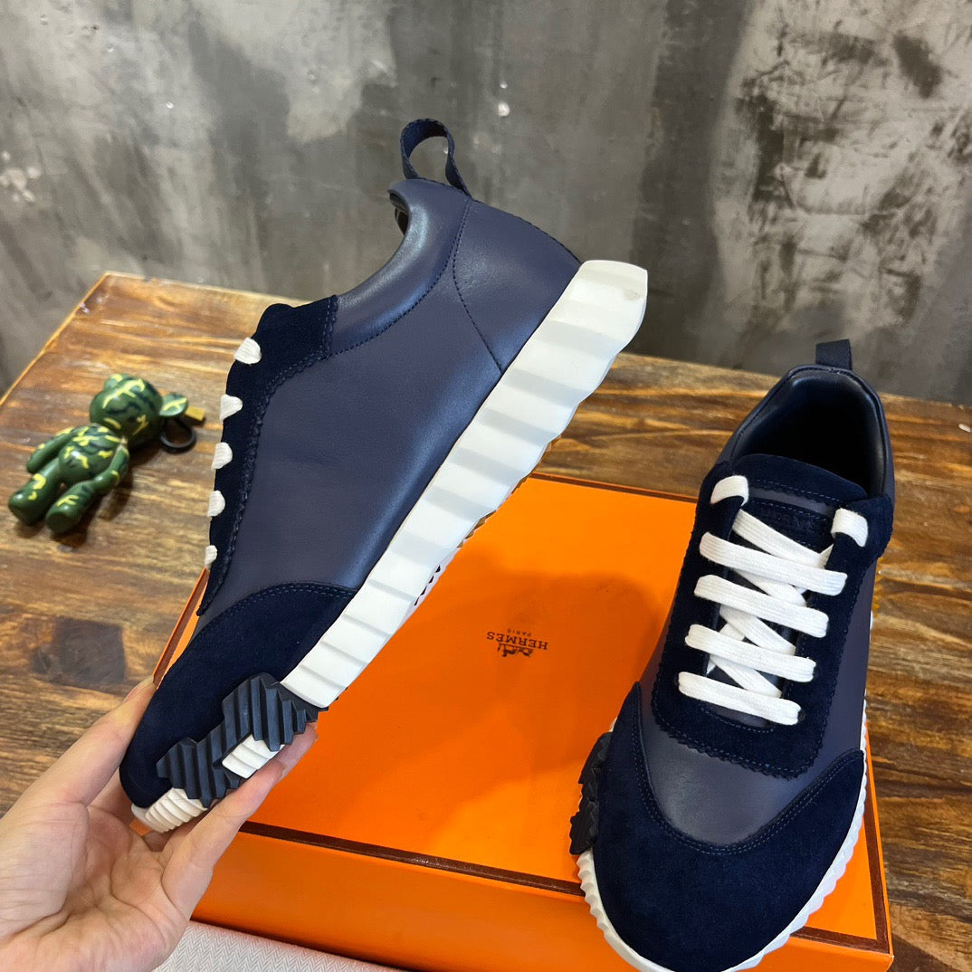 HERM Sneakers