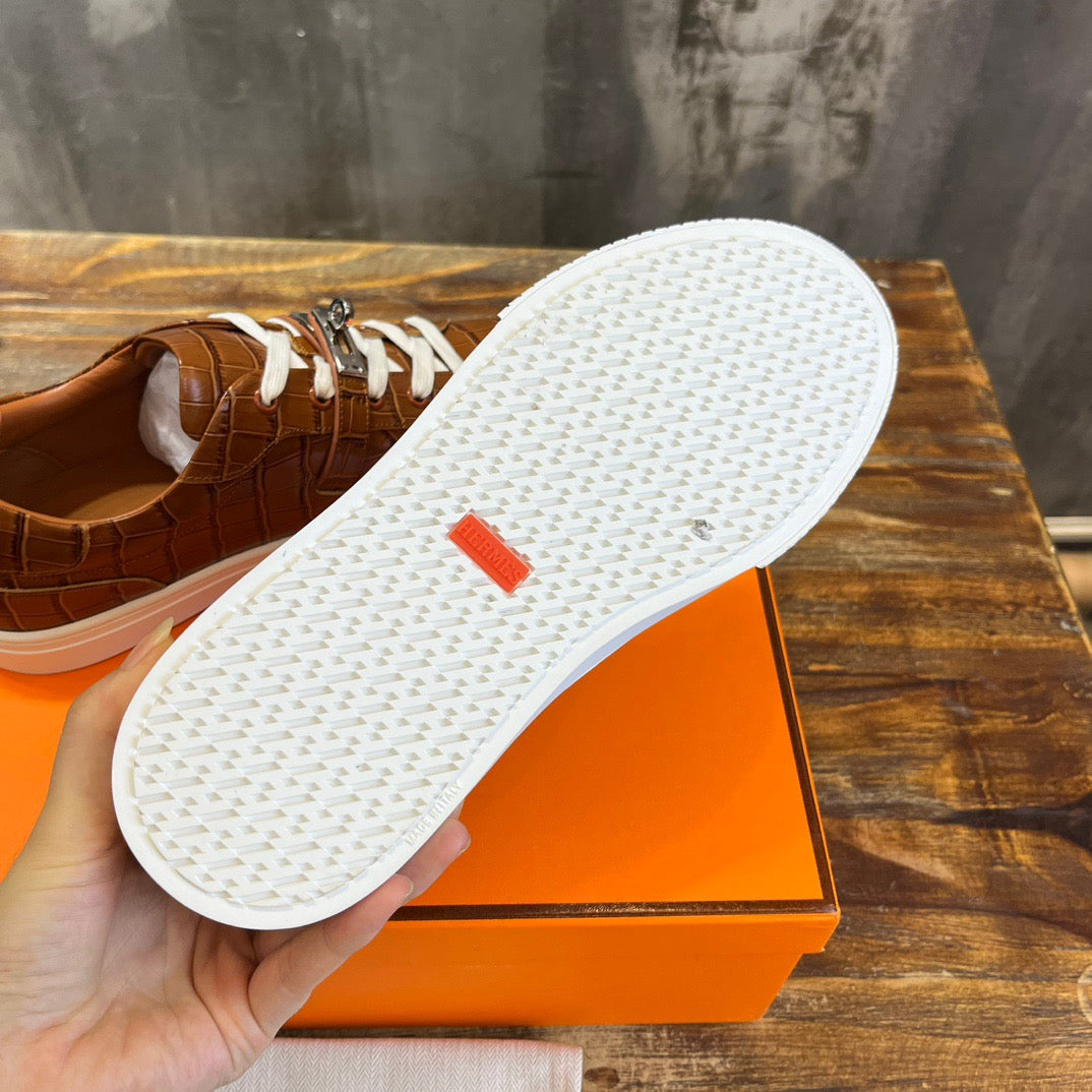 HERM Sneakers