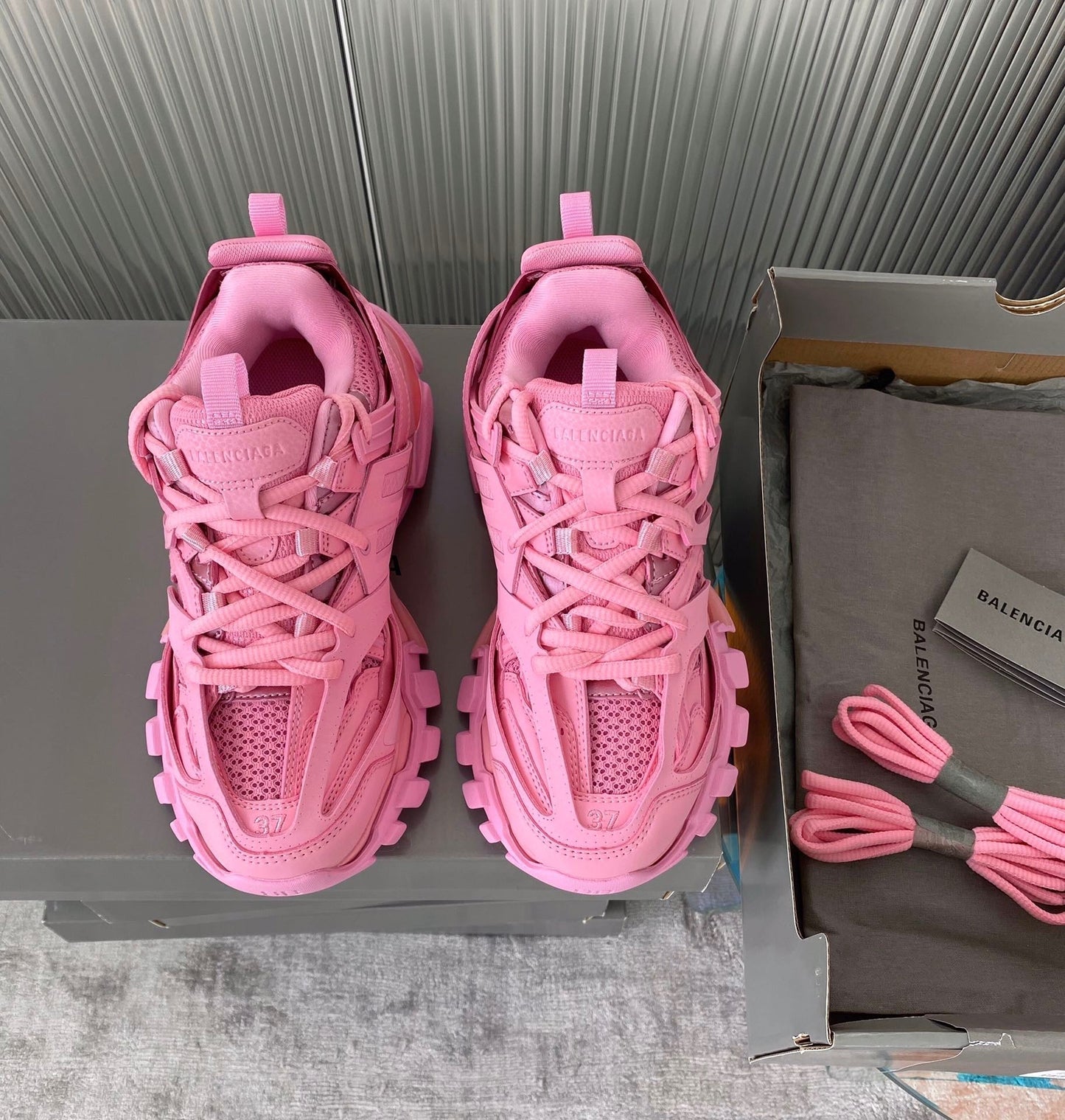 BLCG Sneakers