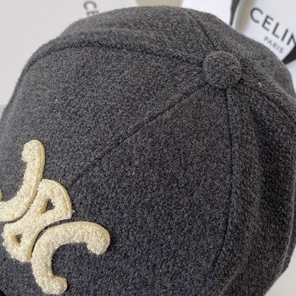 Caps