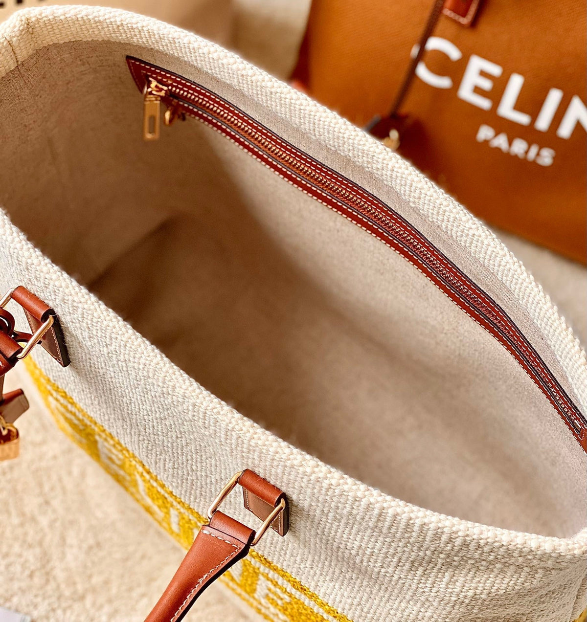 CEL Tote