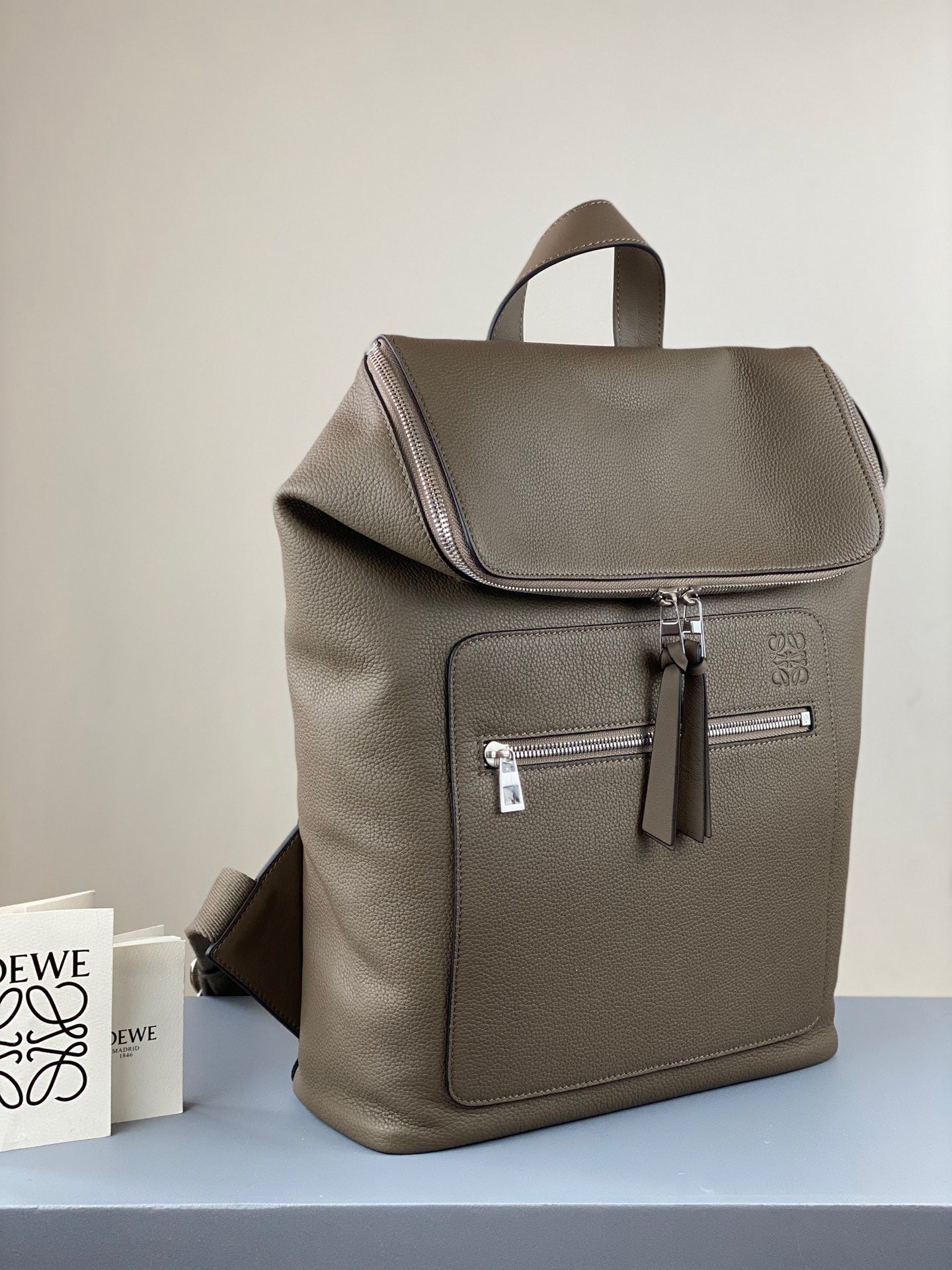 LO Backpack