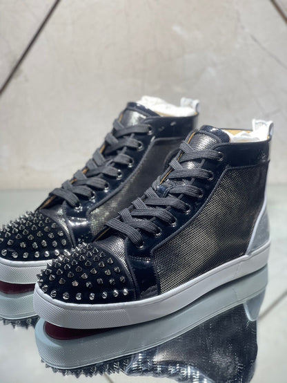 Sneakers & Shoes