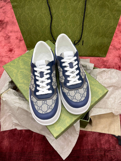 Sneakers & Shoes