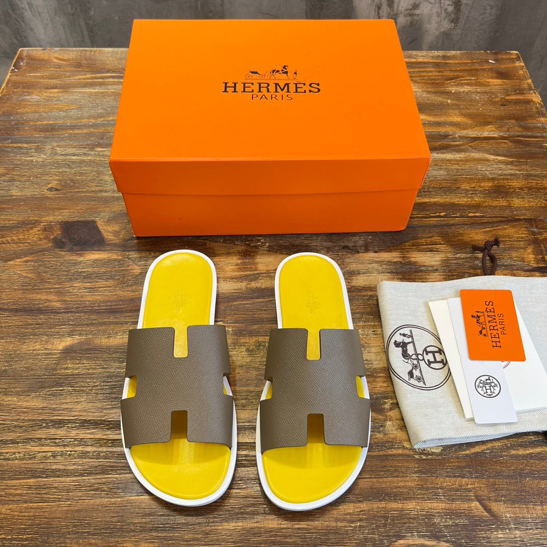 HERM Sandal