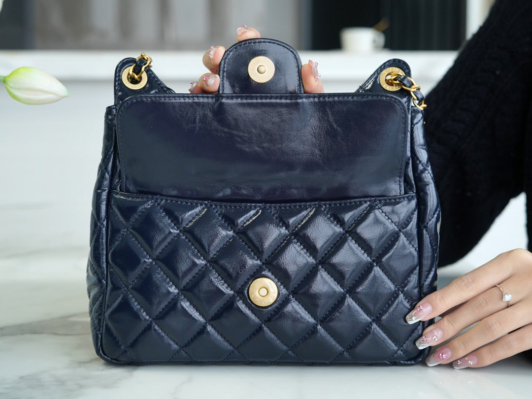 CHA 23C Hobo Bag