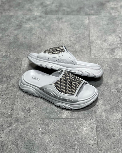 DIO Sandal