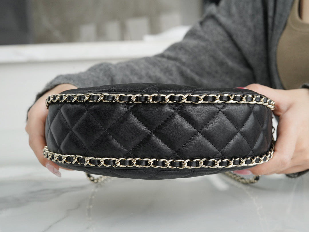 CHA 23p Hobo Bag
