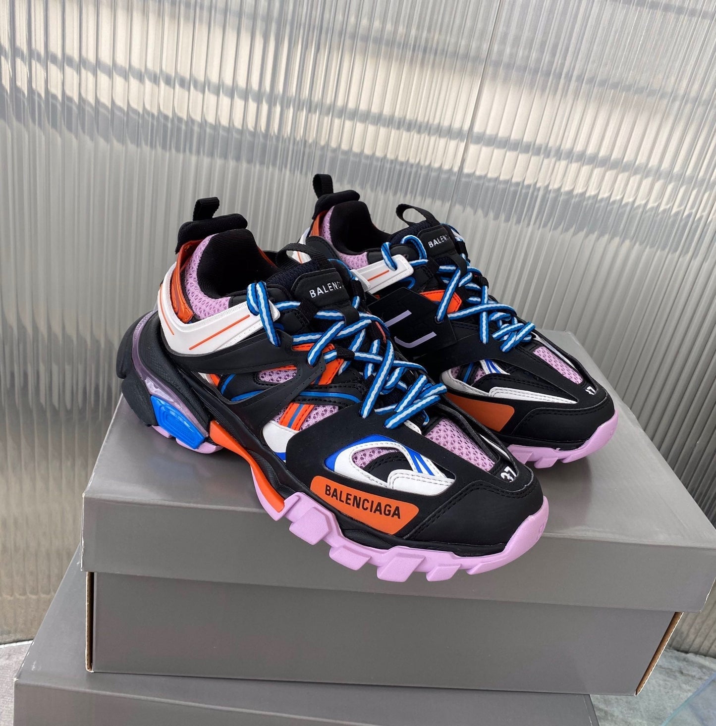BLCG Sneakers