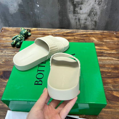 BV Sandals