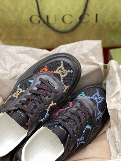 Sneakers & Shoes