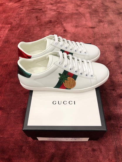 Sneakers & Shoes