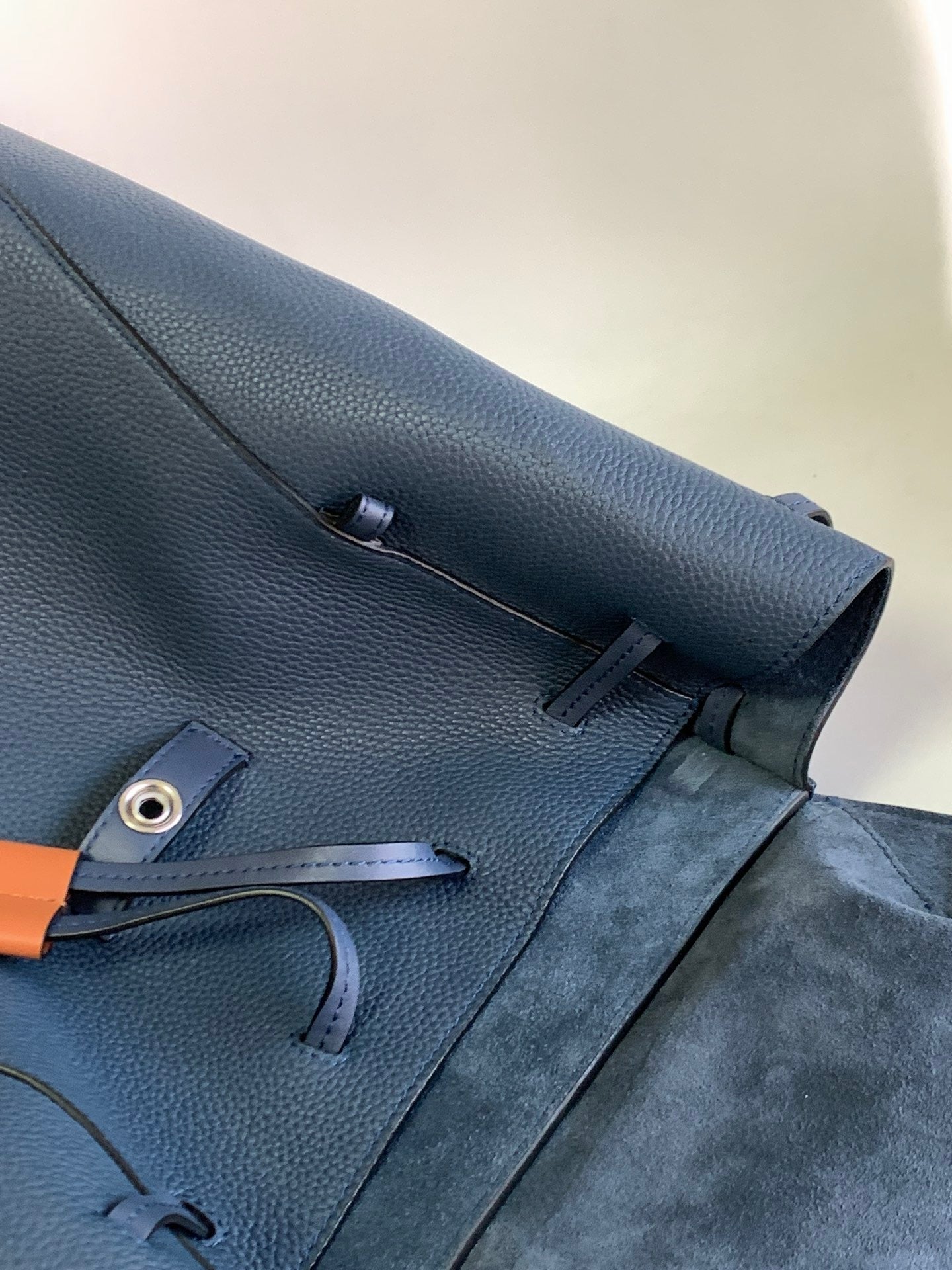 LO Backpack