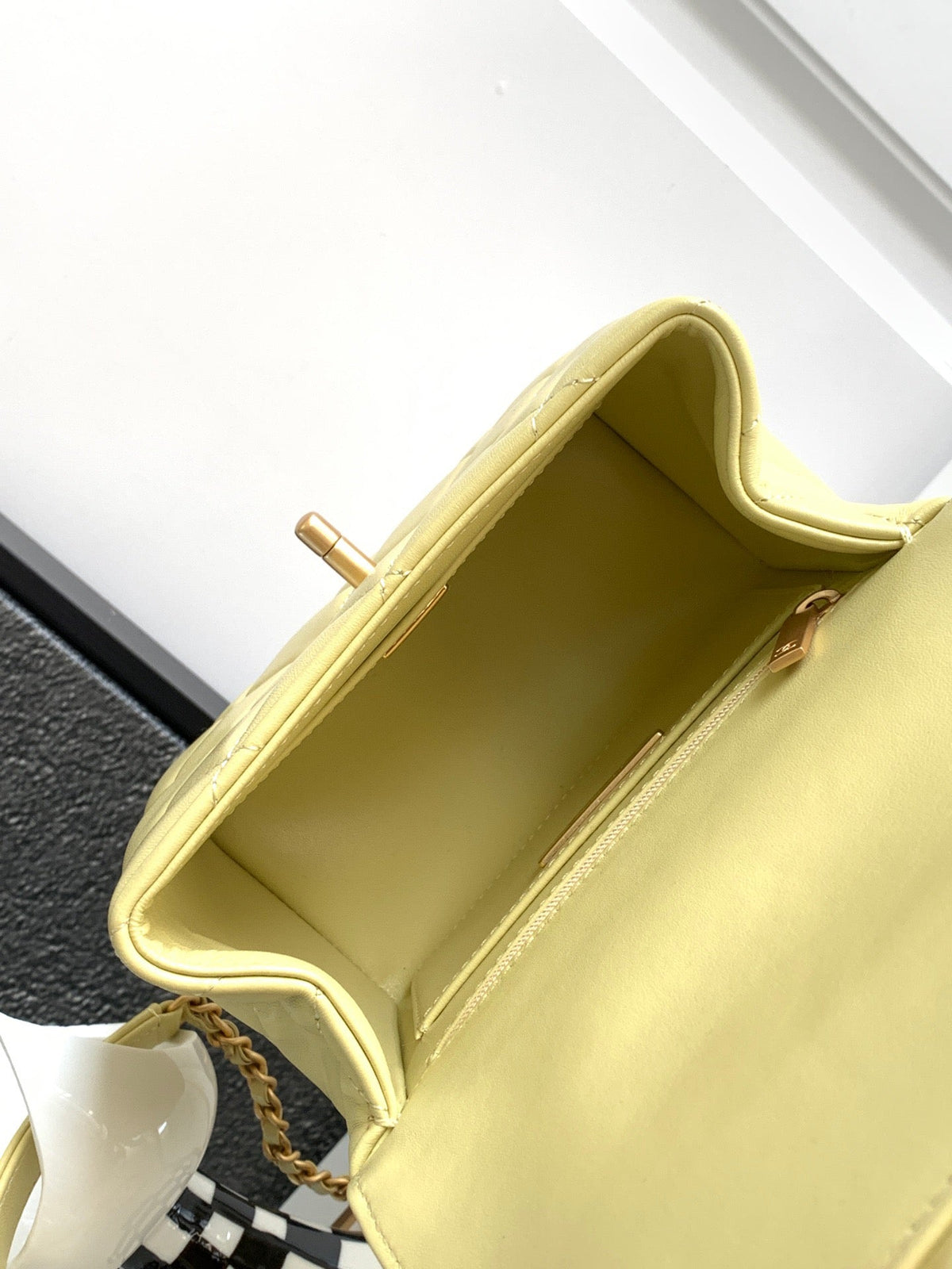 CHA Mini Handle